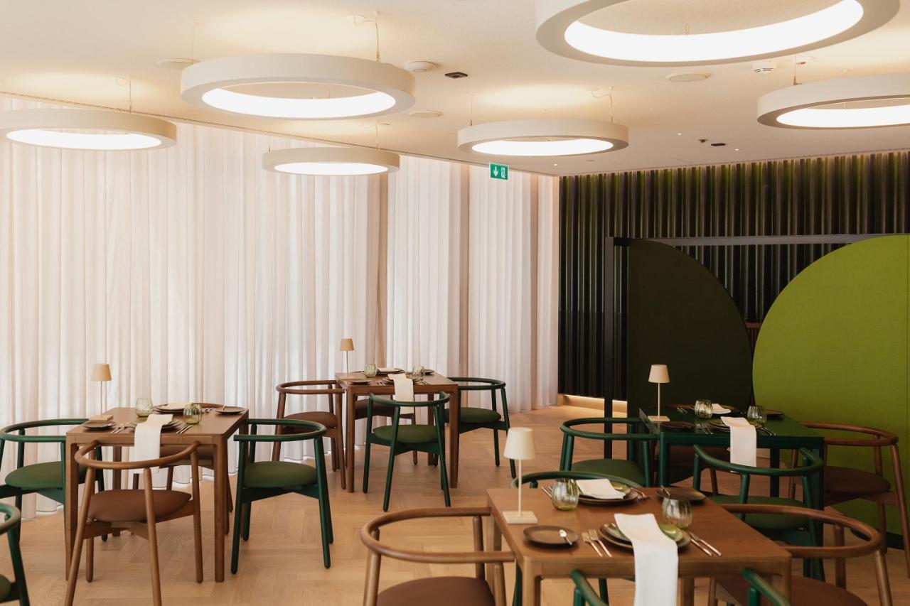 Lumen Hotel & The Lisbon Light Show Luaran gambar